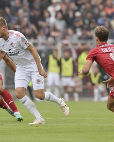 ЗА ЉУБИТЕЉЕ БРЗЕ ИСПЛАТЕ: Голеаде у првом полувремену