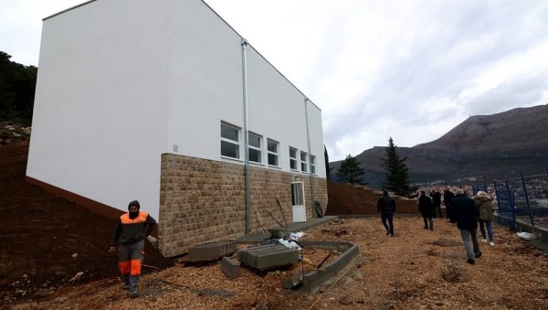 ПРИВОДИ СЕ КРАЈУ ИЗГРАДЊА ЦЕВОВОДА И РЕЗЕРВОАРА ЦРКВИНА У ТРЕБИЊУ   Пет милиона за пројекат