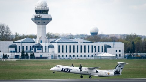 POLJSKA ZATVORILA AERODROME I PODIGLA RATNE AVIONE: Ovo je razlog (FOTO)