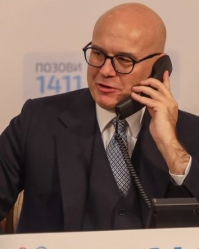 ЛИДЕР СНС ОДГОВОРИО НА НОВЕ НАПАДЕ НА ПРЕДСЕДНИКА ВУЧИЋА: Оштро узвратио на срамну изјаву Горана Марковића