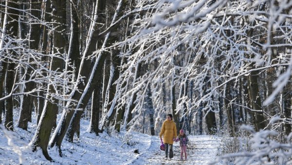 ХИТНО УПОЗОРЕЊЕ РХМЗ: Оковаће нас снег и лед - Попаљени аларми