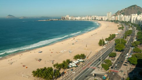 POGINUO PILOT REKLAMNOG AVIONA KOJI SE SURVAO U MORE KOD KOPAKABANE: Moguće i dodatne žrtve