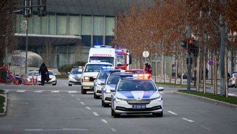 ПОГЛЕДАЈТЕ СНИМАК: Како је из Београда на води уклоњена бомба из Другог светског рата (ВИДЕО)