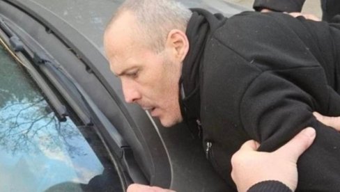 PRVA SLIKA UHAPŠENOG NAPADAČA SA NOVOG BEOGRADA: Policajci ga uhvatili u Rakovici, tereti se za Teško ubistvo u pokušaju!