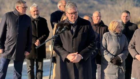 OD BEOGRADA DO GOLUPCA ZA SAT I 15 MINUTA Vučić obišao radove na Dunavskom koridoru: Do novembra sve gotovo (VIDEO)