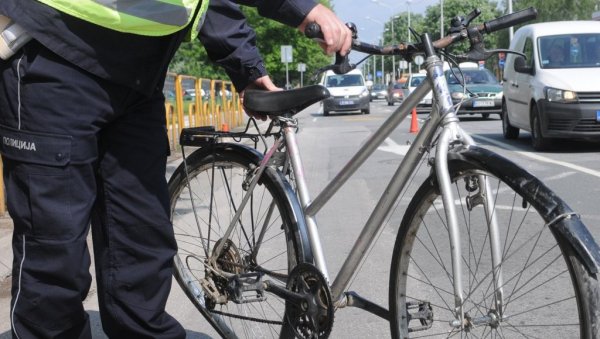 НАСТРАДАО БИЦИКЛИСТА: Саобраћајна несрећа у краљевачком насељу Ковачи