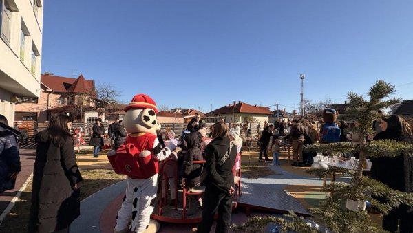 ВЕЛИКА РАДОСТ ЗА БИЈЕЉИНСКЕ МАЛИШАНЕ: Уживали у игри, забави и пажњи