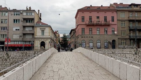 HAPŠENJE ZBOG PROSTUTUCIJE: Vodili žene da sa njima trguju u Nemačkoj i Austriji?