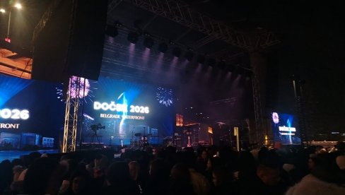 SAMO VESELO: Počeo doček Nove godine u Beogradu na vodi (VIDEO)