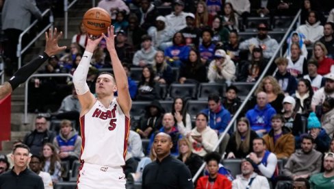 NBA: Majami pobedio Čikago uz osam poena Jovića, slavio i Denver