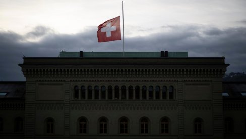 SRUŠEN MIT O SAVRŠENOM ZAPADU Ukorenjena zabluda o idealnoj Švajcarskoj pala preko noći