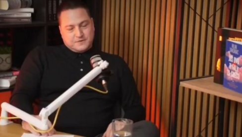 БЛОКАДЕРИ РУЖИЋ И ПАВИЋЕВИЋ ОПЕТ УДАРИЛИ НА ВУЧИЋА: Маштали о доласку на власт, па поделили себи функције (ВИДЕО)