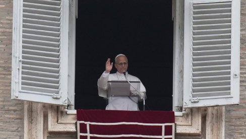 PRVA USKRŠNJA MISA LAVA 14. I BLAGOSLOV GRADU I SVETU: „Danas nam je potrebna nada, neka bude mir u svetu“