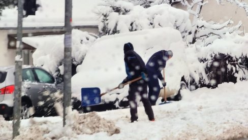 УПОЗОРЕЊЕ РХМЗ НА БОЖИЋ: Ледени талас стиже у Србију