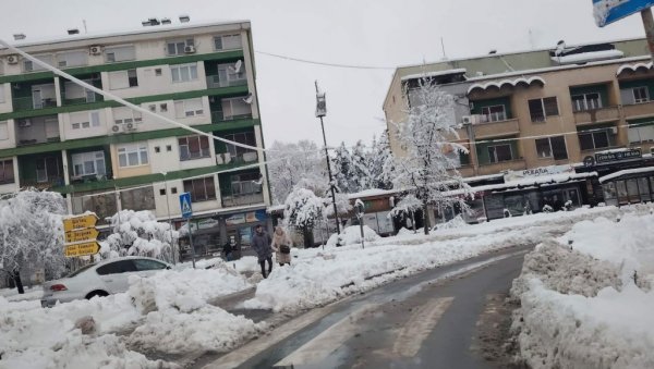 ВЕЈЕ, НЕ СТАЈЕ: Снег у лозничком и шабачком крају и под Мајевицом у Републици Српској