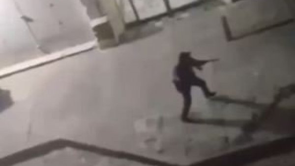 НОВА ДРАМА У ВЕНЕЦУЕЛИ: Пуцњава у близини председничке палате, виђени дронови на небу изнад Каракаса (ВИДЕО)