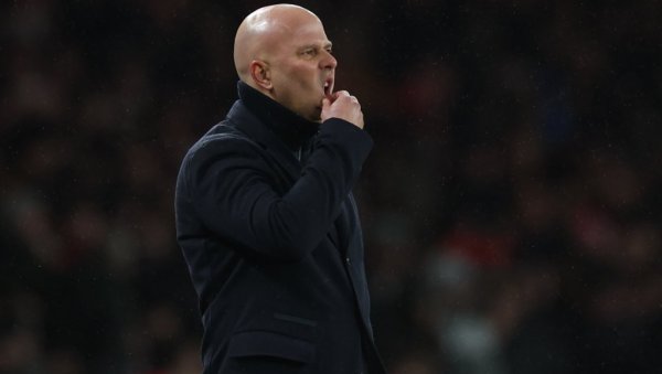 ЦЕО ЕНФИЛД ЗАТЕЧЕН: Арне Слот саопштио ужасне вести: Теже се повредио ас Ливерпула