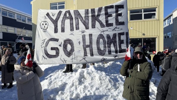 КАКО ЈЕ МЕЧКА СА КОСОВА ДОШЛА НА ЕВРОПСКИ ПРАГ: Трампов план за преузимање Гренланда узнемирио врхушку ЕУ