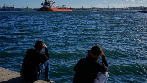 РУСИ ТВРДЕ ДА ЈЕ СВА НАФТА У ВЕНЕЦУЕЛИ ЊИХОВА: Купљена по тржишним условима, у складу са законодавством Венецуеле и међународним правом