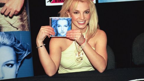 БРИТНИ СПИРС НАЈАВИЛА ПОВРАТАК: Многи су је отписали, а она сада жели да се врати на сцену - Прошла кроз ватру да бих спасила свој живот