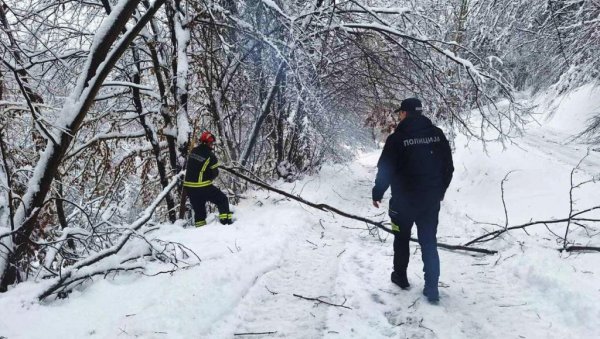 ВАНРЕДНА СИТУАЦИЈА У 10 ОПШТИНА Чаушић: Нећемо смањивати степен приправности