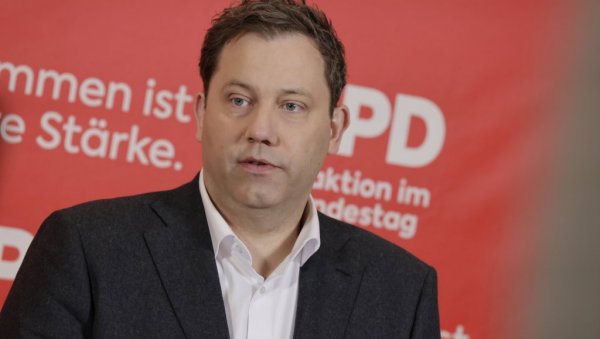 МЕЂУНАРОДНО ПРАВО ВАЖИ ЗА СВЕ, УКЉУЧУЈУЋИ САД Немачки министар: Искључиво је на Данској и Гренланду да одлуче о будућности Гренланда