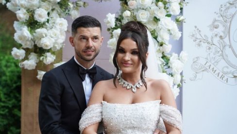 PEVAČICA ODGOVORILA NA NAVODE DA SE RAZVODI OD FUDBALERA: Svaki odnos ima uspone i padove