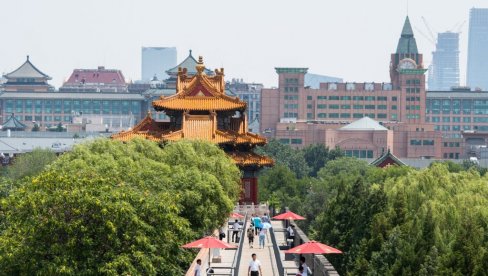 САД ПРЕКО ИРАНА ЦИЉАЈУ КИНУ: Америка, по оцени појединих аналитичара, ризикује да јој се агресија врати као бумеранг