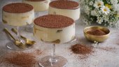 TIRAMISU U ČAŠI: Klasičan italijanski dezert u praktičnoj i elegantnoj verziji