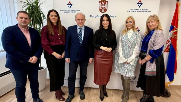 НАЈУ И ПОВЕРЕНИК ЗА ИНФОРМАЦИЈЕ ПОТПИСАЛИ СПОРАЗУМ: Заједничке обуке и програми за јачање јавне управе (ФОТО)