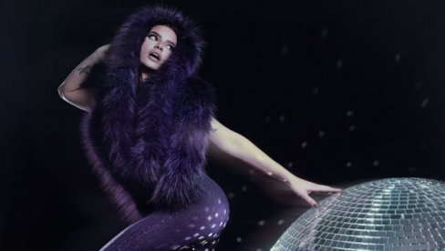 NEKI ODNOSI NISU ZA CEO ŽIVOT: Barbara Bobak o novoj pesmi, kompilaciji starih hitova, zaljubljivanju i planovima za budućnost (FOTO)