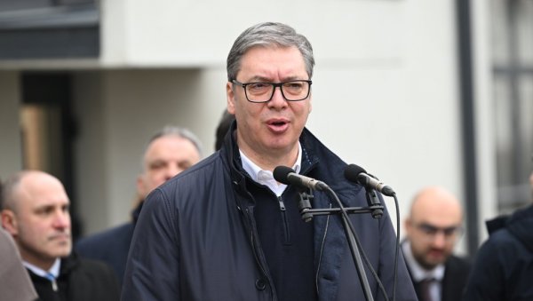 АКО МИ МОЖЕМО НЕШТО ДА ПОМОГНЕМО, СПРЕМАН САМ ДА РАЗГОВАРАМО: Вучић о протесту камионџија