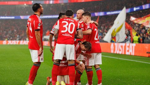 ZA LJUBITELJE BRZE ISPLATE: Goleade u prvom poluvremenu