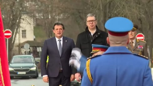 VUČIĆ U DOMU GARDE NA TOPČIDERU: Referisanje o rezultatima analize stanja i sposobnosti Vojske Srbije za 2025. (VIDEO)