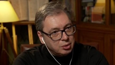 VIŠE OD 40.000 LJUDI GLEDA VUČIĆA: Predsednik Srbije u TikTok lajvu