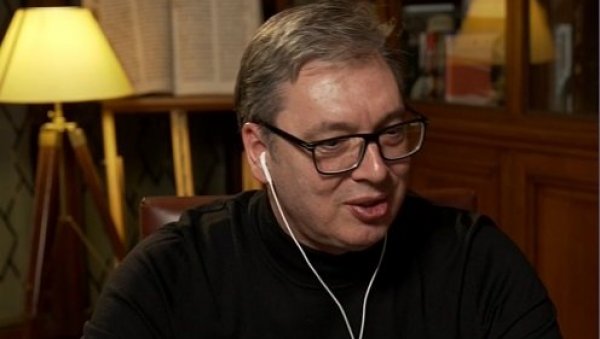 АНТИФА СПАМУЈЕ ВУЧИЋЕВ ТИКТОК ЛАЈВ: Шта значе поруке „1312“ и „АЦАБ“ (ФОТО)