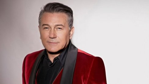 VREME MI JE BIO NAJBOLJI UČITELJ: Halid Muslimović o nedavnom beogradskom koncertu, drugom delu monografije, sreći (FOTO)