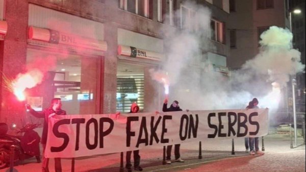 ИТАЛИЈА НА НОГАМА: Активисти у Милану поручили - Доста са сатанизацијом Срба!
