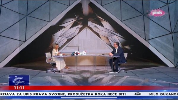 МЕНИ ЈЕ ДРАГО ДА ОНИ ЛЕПО ДА СЕ ПРОВОДЕ,ПОШТО СМО СРБИЈУ УНИШТИЛИ И ОВДЕ ЈЕ МНОГО ТЕШКО: Вучић о фотографији блокадера на Занзибару