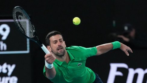 НОВАК ЂОКОВИЋ ИЗНЕНАДИО СВЕ: Ево шта је радио током отварања Зимских олимпијских игара!