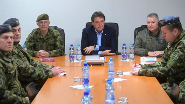 У СВИМ ВРЕМЕНСКИМ УСЛОВИМА, 24 САТА ДНЕВНО, СЕДАМ ДАНА У НЕДЕЉИ: Обилазак снага Војске Србије за контролу и заштиту ваздушног простора