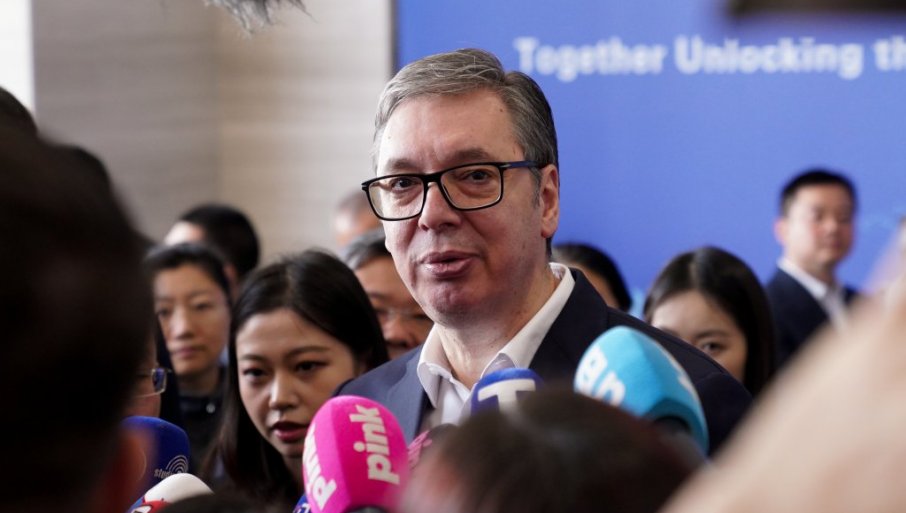 ВУЧИЋ У КИНЕСКОМ КУЛТУРНОМ ЦЕНТРУ: Ми можемо да будемо прва земља у Европи која ће да производи овакве роботе (ВИДЕО)