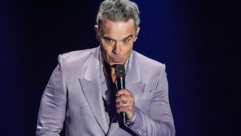 POPULARNI PEVAČ PROGOVORIO O MRAČNOM PERIODU: Pio sam litar votke dnevno, samo da bih se napio do zaborava