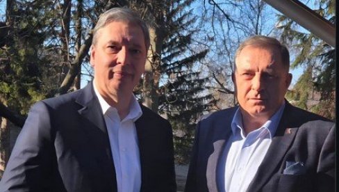 VUČIĆ SE OGLASIO NAKON SASTANKA S DODIKOM: O najvažnijim regionalnim pitanjima, saradnji između Srbije i Srpske
