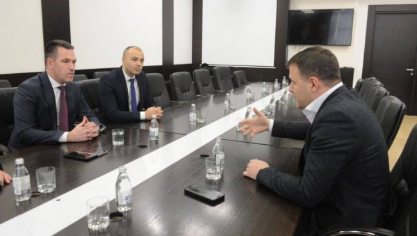 У ОПТИЦАЈУ ДВЕ ЛОКАЦИЈЕ: Краљевчани планирају формирање Омладинског центра