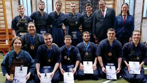 PARAĆINSKE KENDOKE NA „MALOM SAMURAJU“: Memorijalno-humanitarni turnir u Dukinu čast