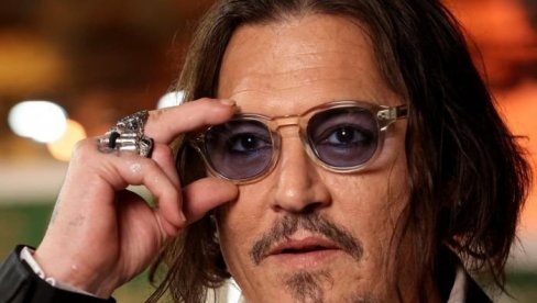 NOVE FOTOGRAFIJE DŽONIJA DEPA IZNENADILE JAVNOST: Izgleda dve decenije starije, a ovo je glavni razlog (FOTO)