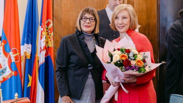 ПРВО ИНОСТРАНО ГОСТОВАЊЕ У НОВОМ САДУ: Маја Гојковић примила директорку Бољшој драмског театра из Санкт Петербурга