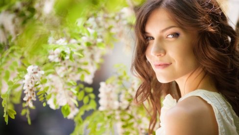 ШИШКЕ ЗА ПРОЛЕЋЕ 2026: Смањују године, истичу очи и тако су једноставне