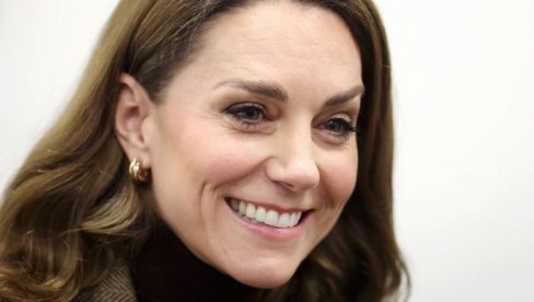 ПОРУКА ПРИНЦЕЗЕ РАСПЛАКАЛА ЈАВНОСТИ: Кејт Мидлтон описала своју најтежу борбу! (ФОТО)